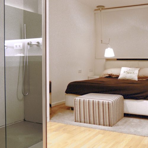 Proyecto de reforma integral de un piso pequeño en Sarriguren (Navarra). Una gran oportunidad para sacar partido a todos los espacios y hacerlo grande en comodidad, calidez y funcionalidad.